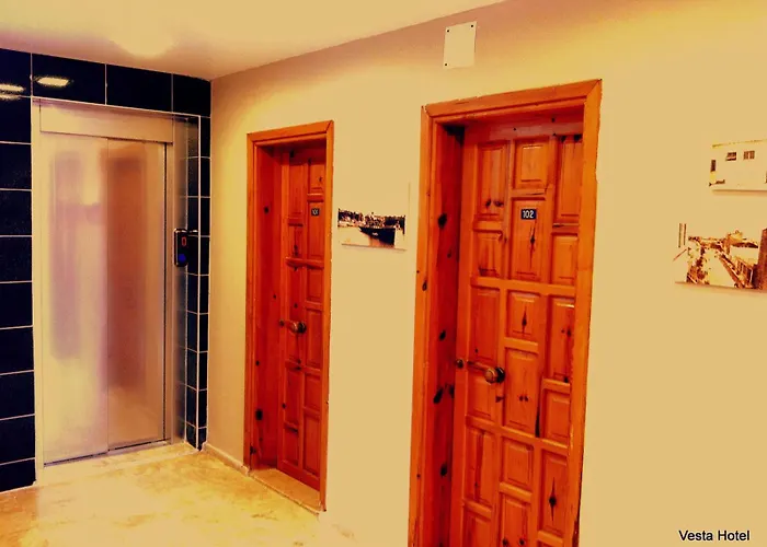Szálloda Vesta 3*