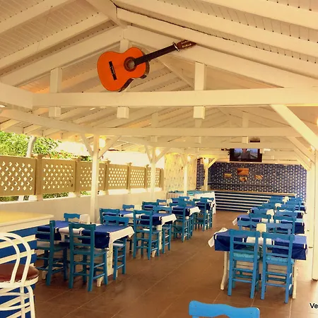 Hotel Vesta 3*